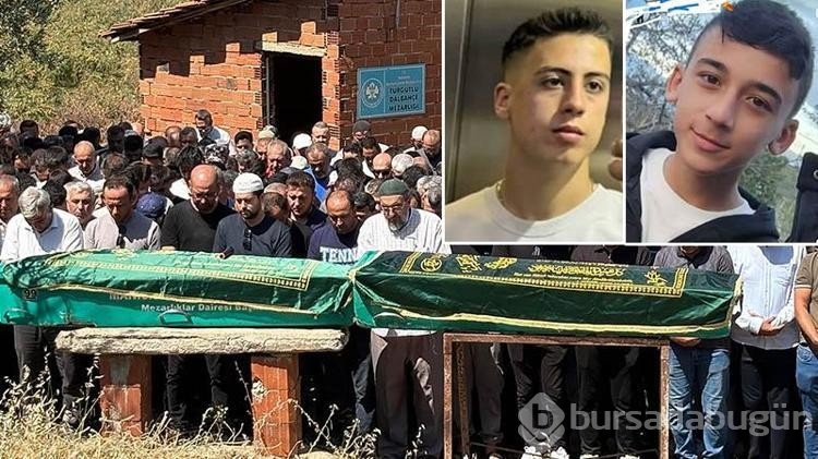 TIR'a çarpan otomobilde ölen 2 kuzen son yolculuklarına uğurlandı
