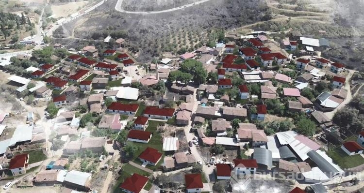 İzmir'de yangınlar sonrası yeni evlerin inşası başlıyor