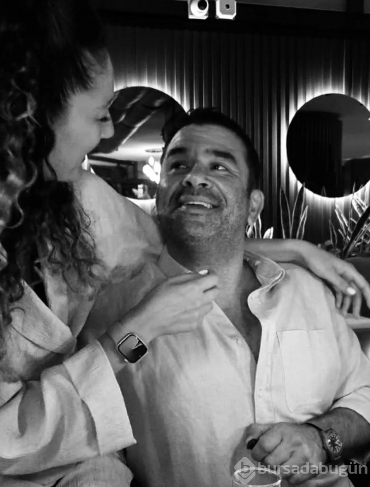 Bülent Şakrak yeni yaşını genç aşkıyla kutladı
