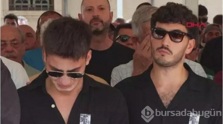 Atakan Özkaya, Babasıyla paylaştığı fotoğrafla yürekleri ısıttı