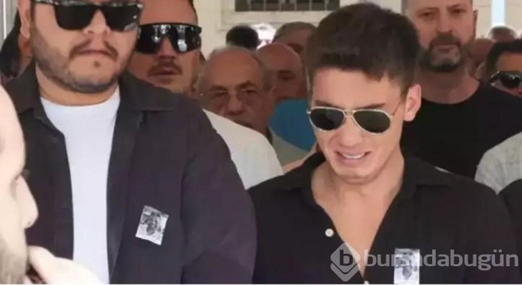Atakan Özkaya, Babasıyla paylaştığı fotoğrafla yürekleri ısıttı