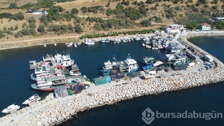 Çanakkale'de balıkçılar av sezonu öncesi son hazırlıklarını yapıyor
