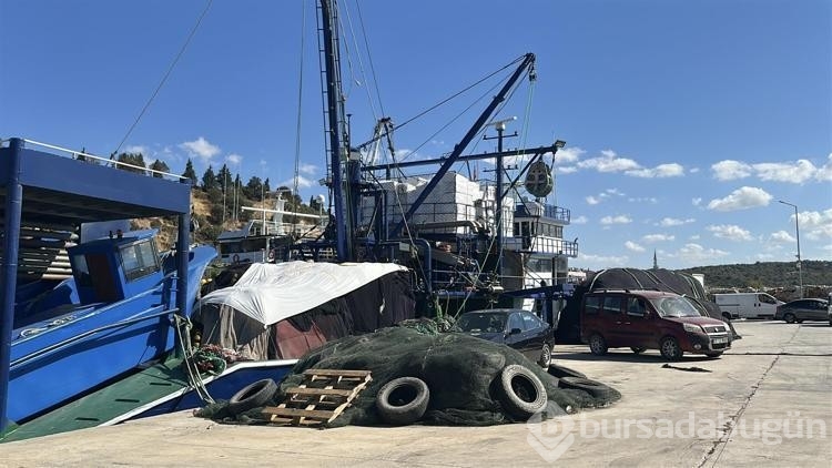 Çanakkale'de balıkçılar av sezonu öncesi son hazırlıklarını yapıyor
