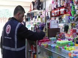 Sultangazi'de kırtasiye ve okul ürünlerine 'fahiş fiyat' denetimi