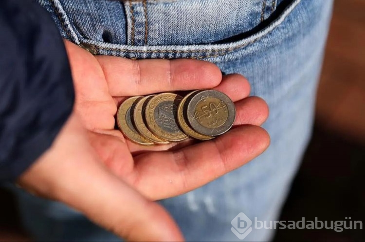 4 kişilik bir ailenin geliri ne kadar olmalı? Açlık ve yoksulluk sınırı açıklandı