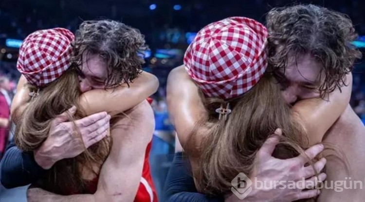 Ebru Şahin, Türkiye'nin galibiyetinin ardından eşi Cedi Osman'a koştu! Sevinç dolu anlar