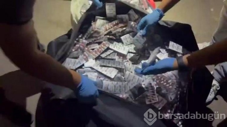 Diyarbakır'da 34 bin uyuşturucu hap ile 2 kilo kokain ele geçirildi