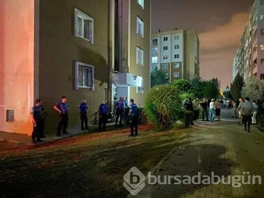Hakkında uzaklaştırma kararı olan damadını, kızını görmeye geldiğinde öldürmüş
