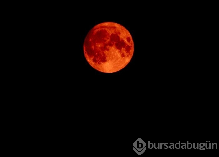 "Kanlı Ay" dünyanın farklı bölgelerinde görsel şölen yaşattı