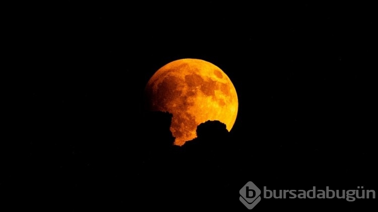 Türkiye'den kanlı ay tutulması manzaraları