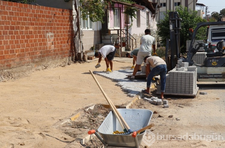 Nazilli Belediyesi Dallıca'da kaldırımları yeniliyor