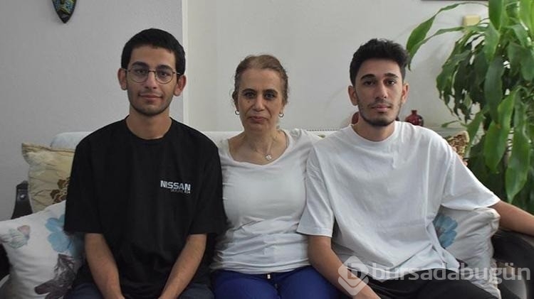 Birlikte sınava hazırlanan iki kardeş, aynı üniversitede aynı bölümü kazandı