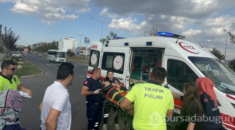 Kazazede yaralı çocuğun "Acımayacak değil mi? Korkuyorum ben" demesi ekipleri duygulandırdı