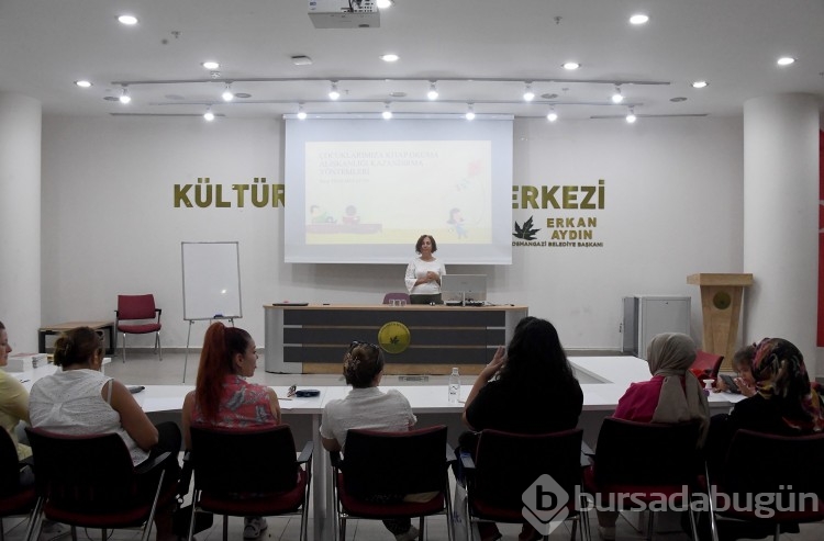 Osmangazi Belediyesi'nden velilere özel kitap atölyesi