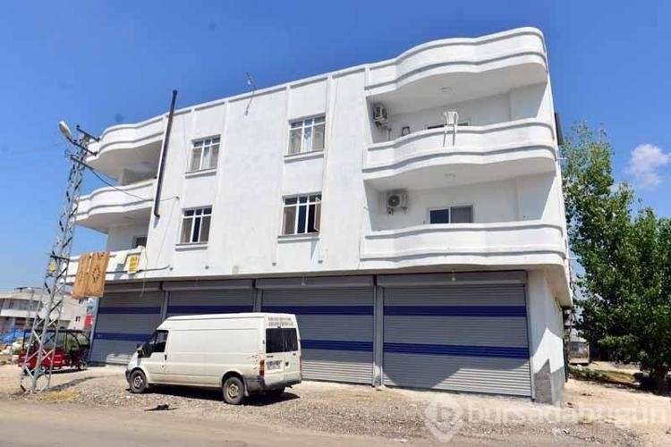 Çocuklar okula hazırlanırken eve silahlı saldırı düzenlendi