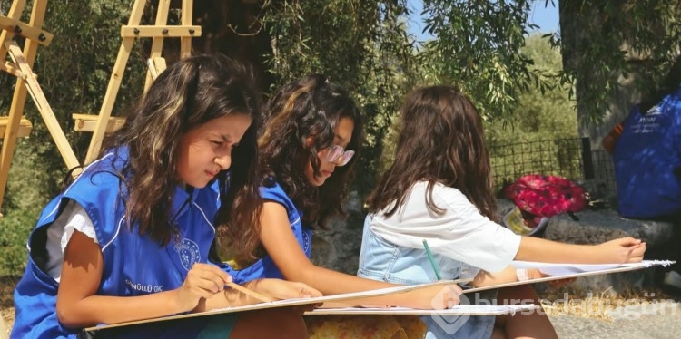 Gençler tarihin izlerini tuvallerine taşıdı