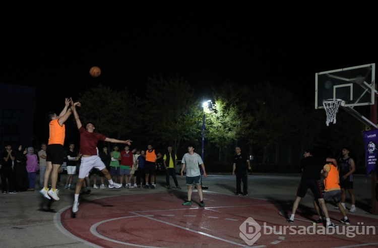 Sokak basketbolunda kupalar sahiplerini buldu