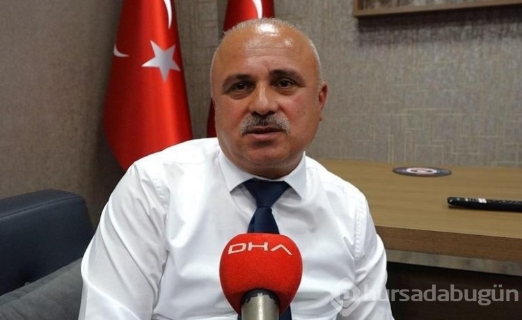 Robot Festman'a fahri kimlik belgesi