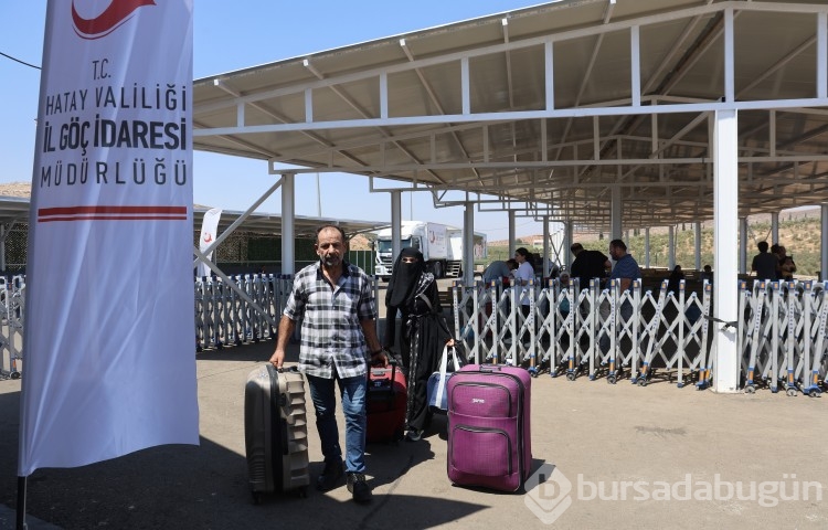 Ülkelerine dönen Suriyeliler'den Türk halkına teşekkür