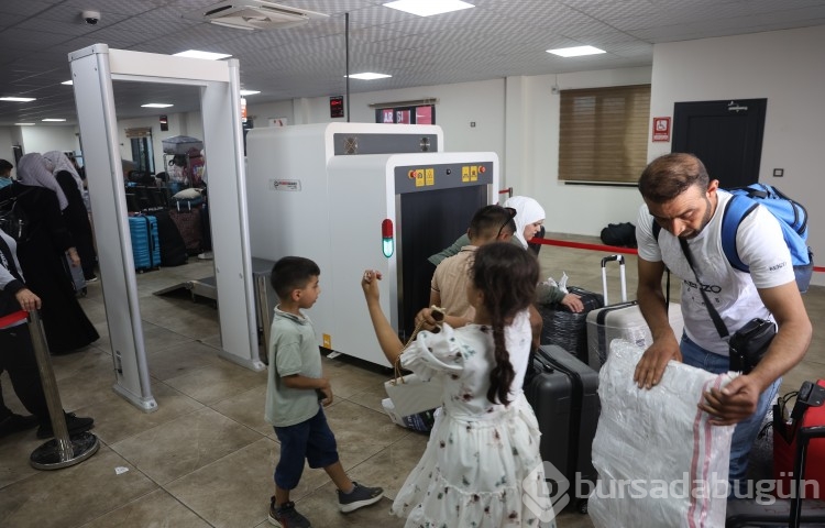 Ülkelerine dönen Suriyeliler'den Türk halkına teşekkür