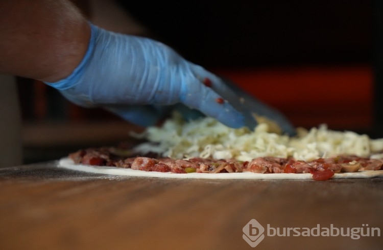 Bursa'nın Değirmen Pidesi İtalya'nın pizzalarına rakip oldu