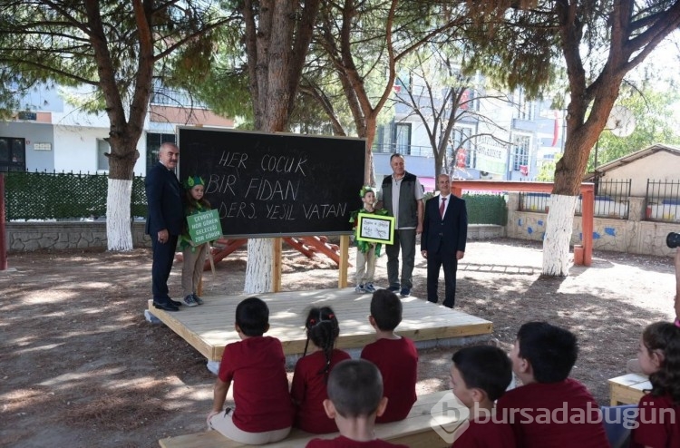 ''Her Çocuk Bir Fidan'' etkinliği için öğrenciler fidan dikti