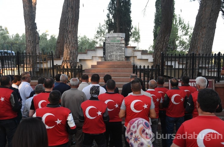 Motosikletli kortej herkesi coşturdu