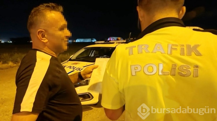Cezaevinden izinli çıkıp alkollü halde çocuklarıyla trafiğe çıktı, yakalanınca polise beddua yağdırdı