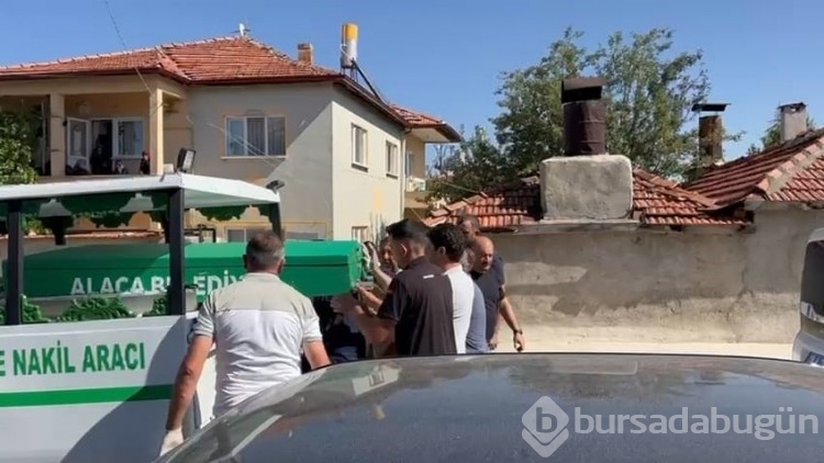 Evinin balkonundan düşen adam hayatını kaybetti