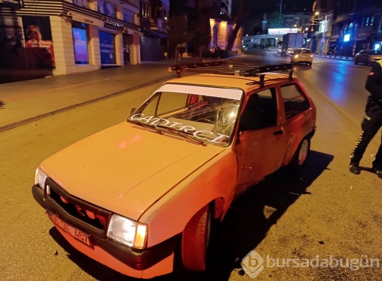 Bursa'da drift yapan araç ile motosiklet çarpıştı