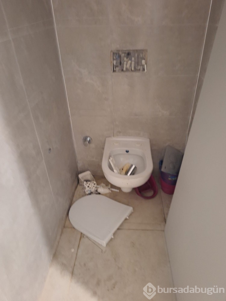 Yenilmeyi hazmeden taraftarlar yeni stadyuma zarar verdi