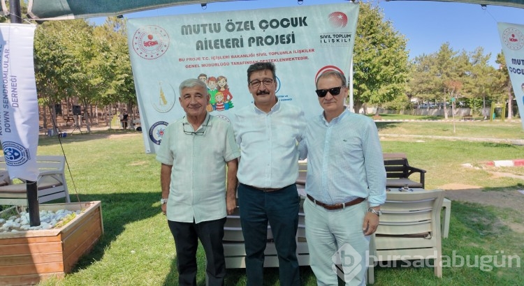 Özel çocuklar ve aileleri Gediz'de piknik yaptı