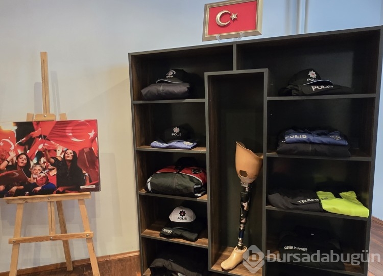 Şehitlerin hüzünlendiren hatıraları sergide yerini aldı