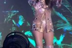 Jennifer Lopez yeni yaşını çok hareketli kut...