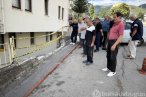 Zarar gören istinat duvarı site sakinlerini ...