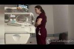 Pediatri doktorunun kuvöz başındaki nöbeti s...