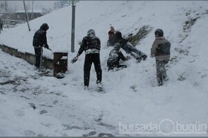 Bursa kara teslim oldu