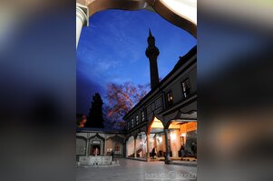Kandil sabahında Emirsultan manzarası 