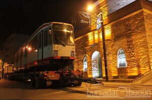 Nostaljiik tramvayın yeni vagonları raylarda