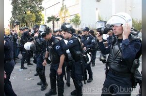 Akil Adamlar gerginliği devam ediyor! 
