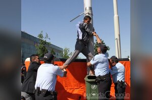 Bursa'da komedi gibi intihara teşebbüs