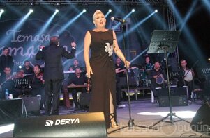 Bursa'da Muazzey Ersoy'dan rekor konser
