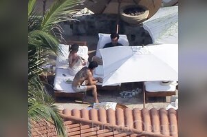 'Jennifer Aniston' tatilde