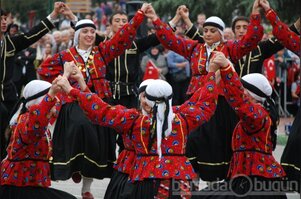 Cumhuriyet coşkusu Bursa'yı sardı