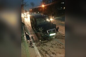 Bursa'da takla atan araçtan sağ çıktılar 