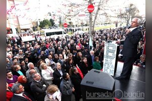 Bozbey'den miting gibi seçim bürosu açılışı
