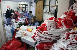 Bayraklar Bursa'dan