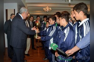 Bursaspor'dan şampiyon pilot okula yemek