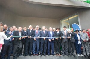 Bursa'nın simgesi teleferik açıldı