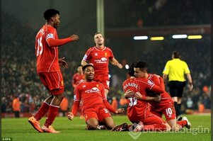 Liverpool Tottenham'ı Balotelli ile yıktı!